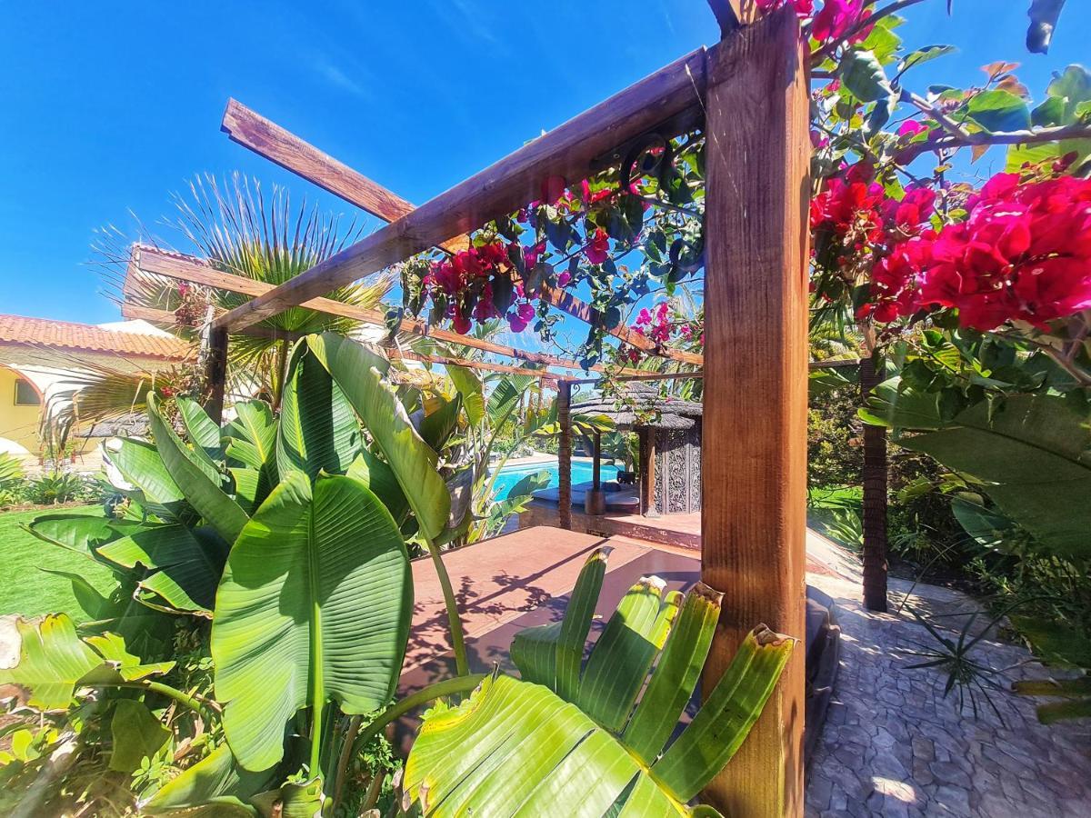 Villa Paraiso - Naturism Optional Adults Only Porches  Dış mekan fotoğraf
